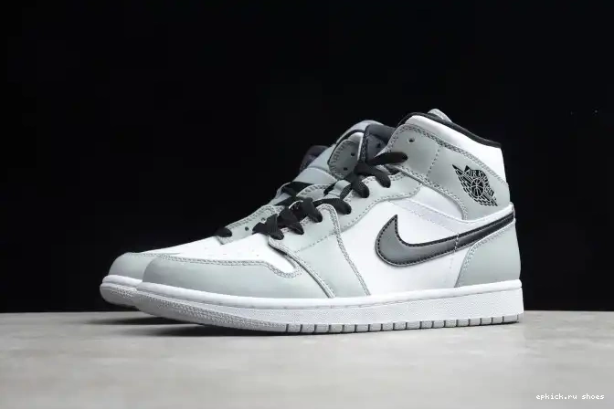 Rep 1 Light 554724-092 Jordan Mid Grey Smoke AIR 0421